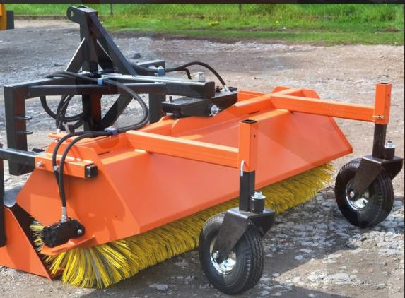 Metal-Technik Zamiatarka 1400 mm / Kehrmaschine 1400 mm/Sweeper 1400 mm/ Подметальная машина 1400 мм - Broom: picture 1 Metal-Technik Zamiatarka 1400 mm / Kehrmaschine 1400 mm/Sweeper 1400 mm/ Подметальная машина 1400 мм - Broom: picture 1