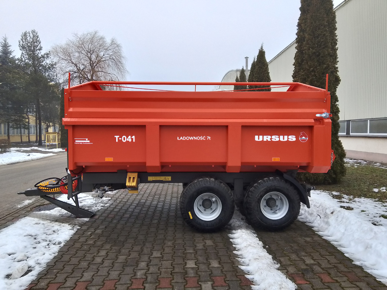 Ursus Przyczepa budowlana skorupa 7 t / Bauanhänger / строительный прицеп / Teiler - Farm trailer: picture 3 Ursus Przyczepa budowlana skorupa 7 t / Bauanhänger / строительный прицеп / Teiler - Farm trailer: picture 3