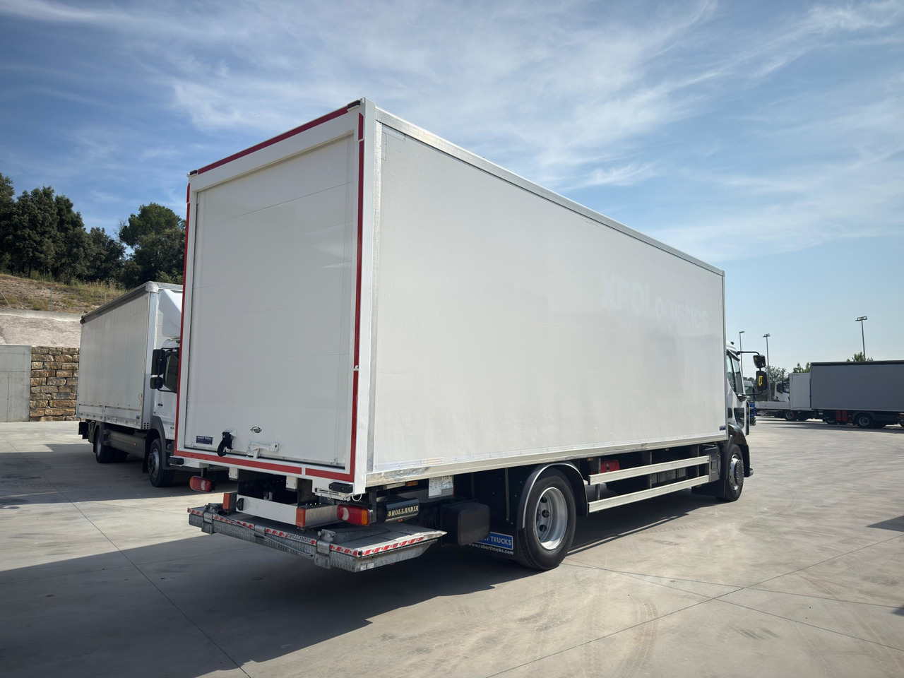 RENAULT D19 E6 (VAN) - Box truck: picture 3 RENAULT D19 E6 (VAN) - Box truck: picture 3