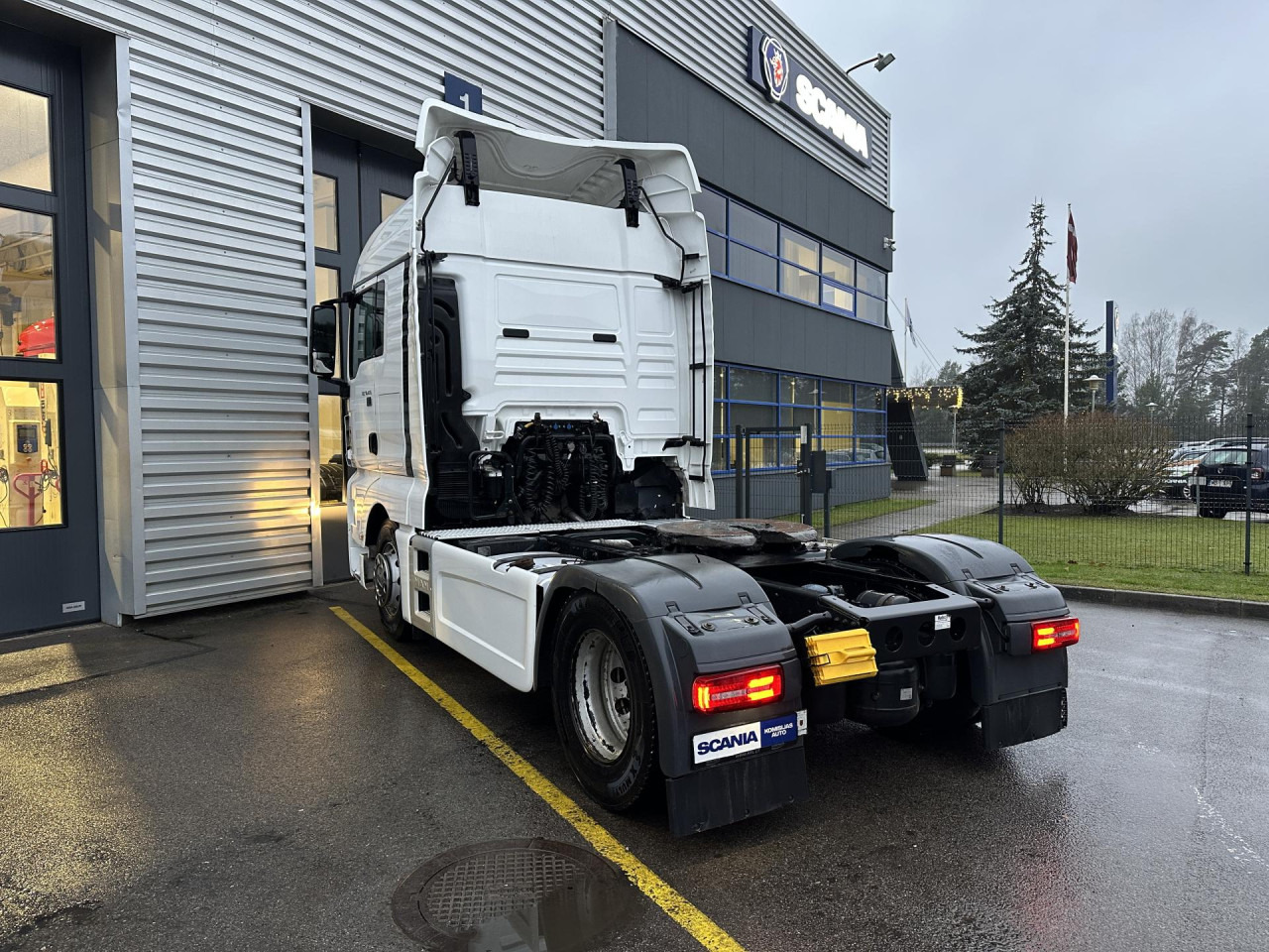 MAN TGX 18.470 - Tractor unit: picture 5 MAN TGX 18.470 - Tractor unit: picture 5
