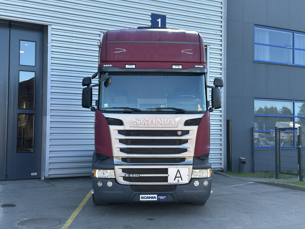 SCANIA R 440 LA4x2MNA - Tractor unit: picture 5 SCANIA R 440 LA4x2MNA - Tractor unit: picture 5