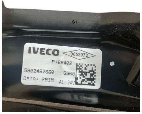 Iveco S-WAY - Window lift motor: picture 2 Iveco S-WAY - Window lift motor: picture 2