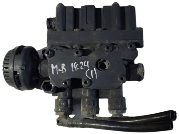 Mercedes-Benz 1824 - Valve: picture 1 Mercedes-Benz 1824 - Valve: picture 1