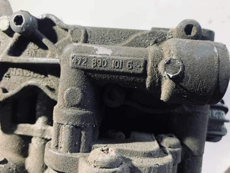 Mercedes-Benz ACTROS - Valve: picture 5 Mercedes-Benz ACTROS - Valve: picture 5