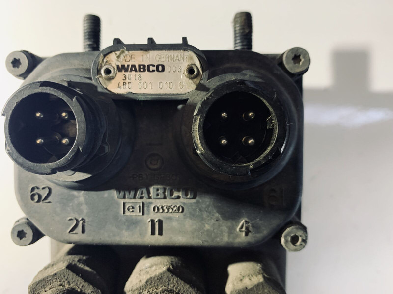 Mercedes-Benz ACTROS - Valve: picture 2 Mercedes-Benz ACTROS - Valve: picture 2