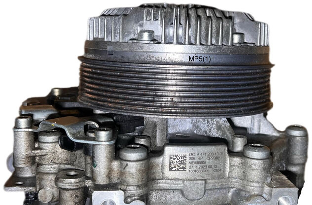 Mercedes-Benz MP5 - Coolant pump: picture 2 Mercedes-Benz MP5 - Coolant pump: picture 2