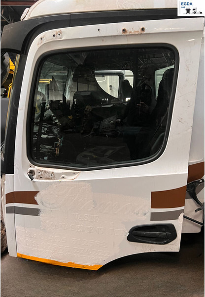 Mercedes-Benz mp4 ,Antos, Arocs 2 - Door and parts: picture 1 Mercedes-Benz mp4 ,Antos, Arocs 2 - Door and parts: picture 1
