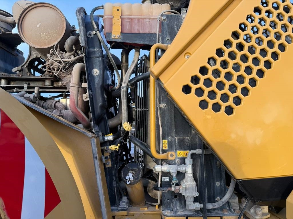 Wheel loader CAT 966 K: picture 13