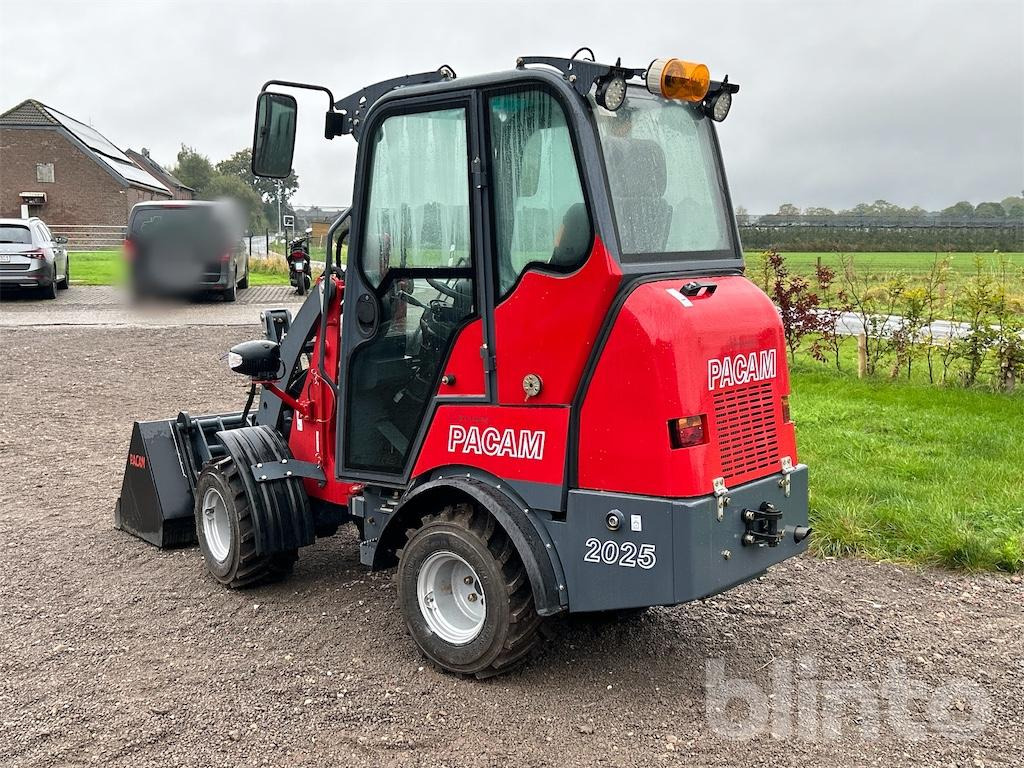 2023 Pacam 2025 - Compact loader: picture 4 2023 Pacam 2025 - Compact loader: picture 4