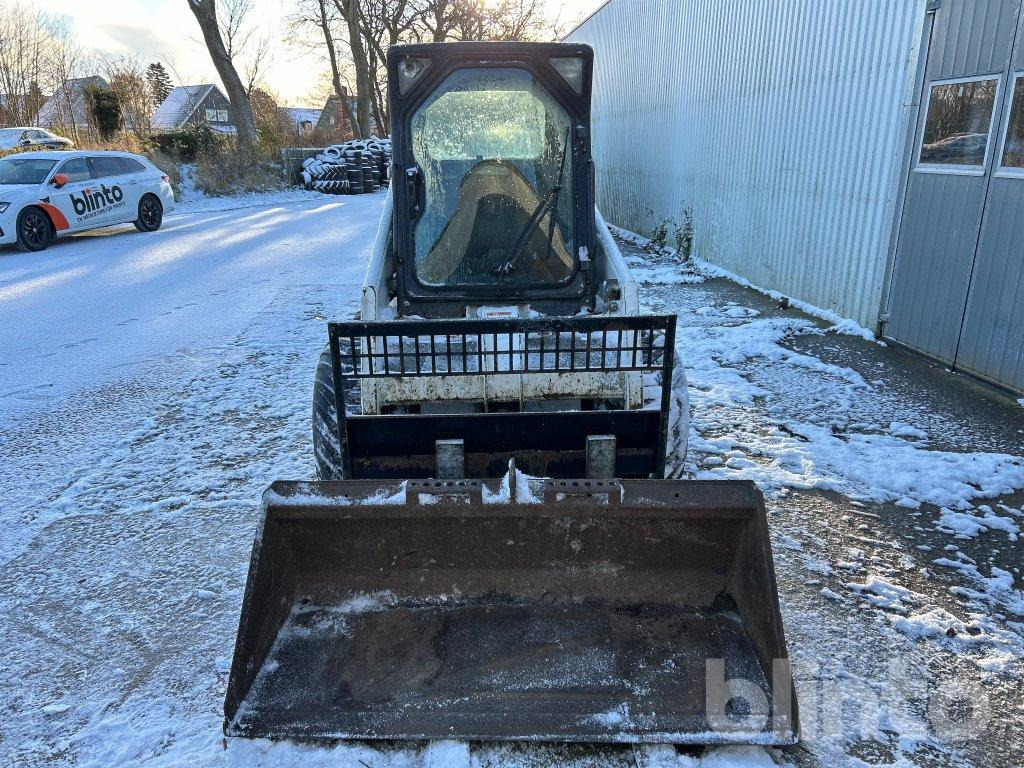 Bobcat 753 & Redskap - Skid steer loader: picture 2 Bobcat 753 & Redskap - Skid steer loader: picture 2