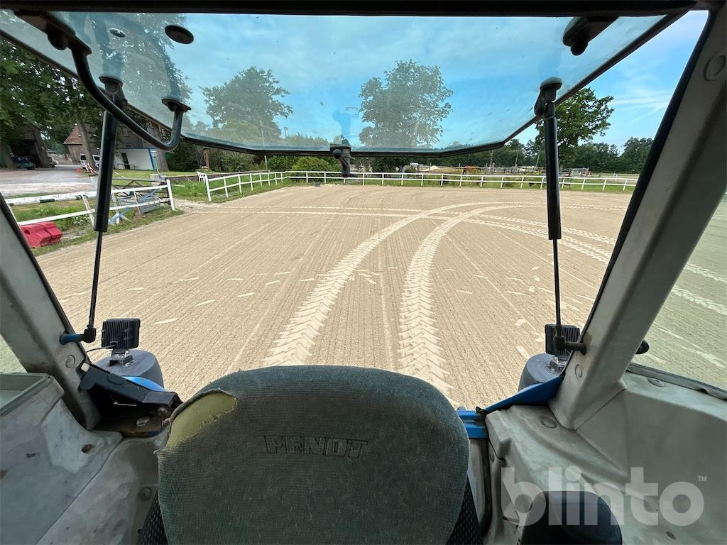 Farm tractor Fendt 410 Vario (2001): picture 21
