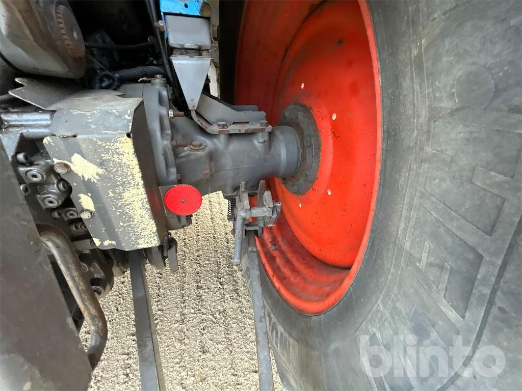 Farm tractor Fendt 410 Vario (2001): picture 30