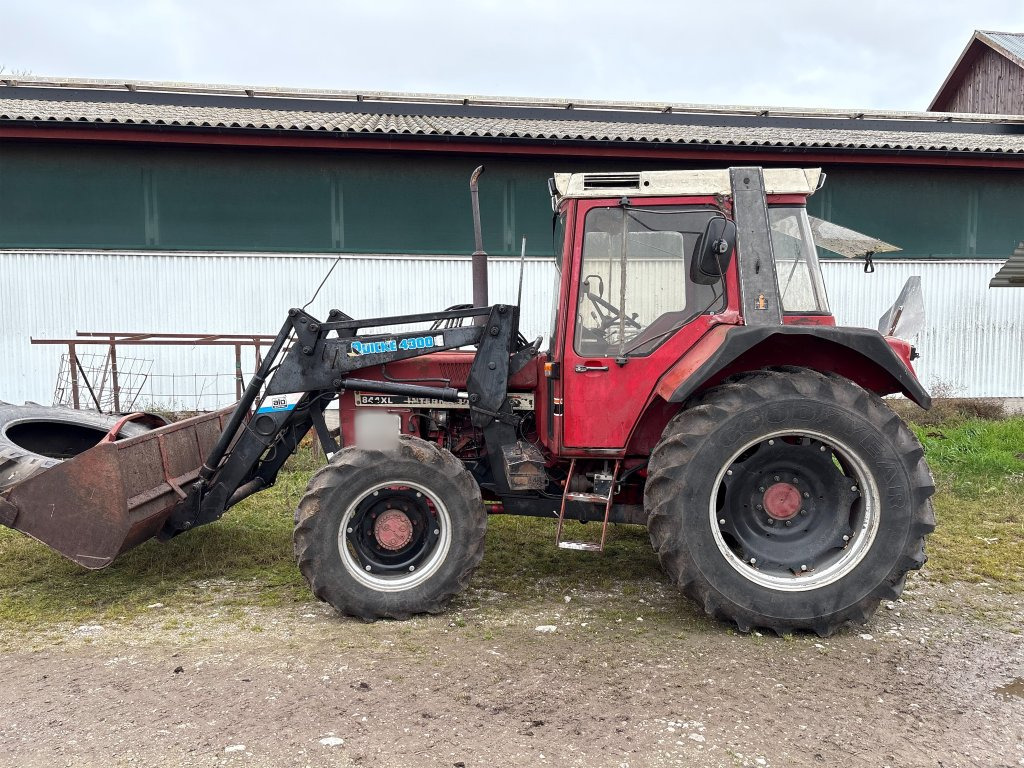 INTERNATIONAL 844 AXL - Farm tractor: picture 2 INTERNATIONAL 844 AXL - Farm tractor: picture 2