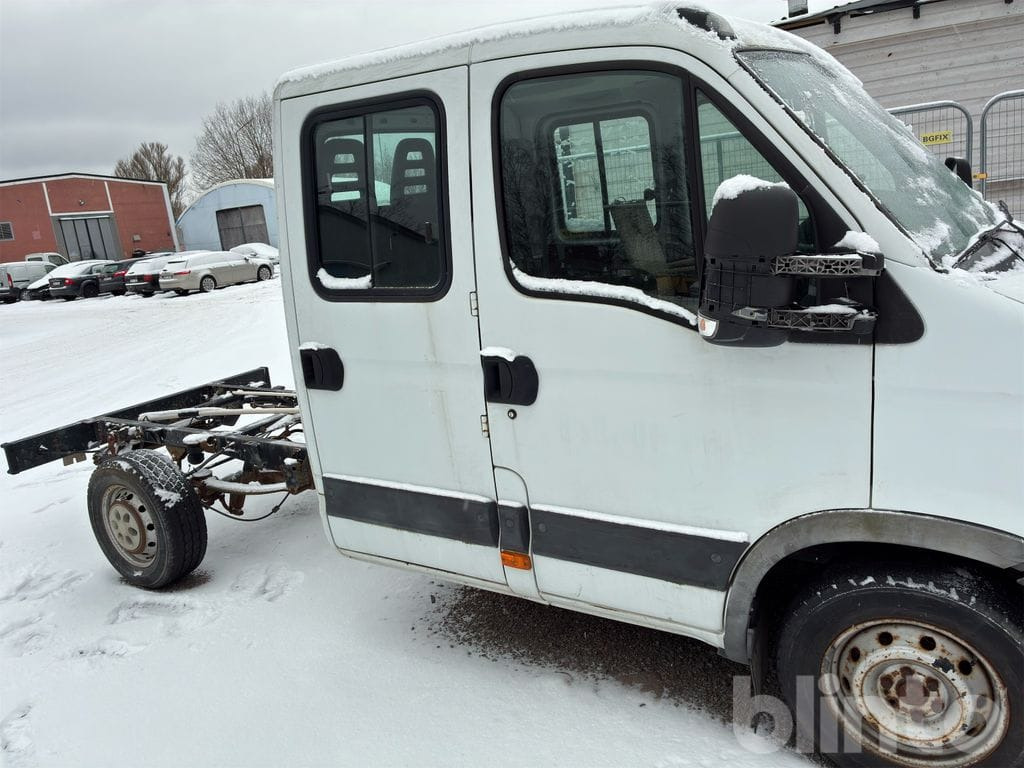 IVECO 35S14D - Mini artic tractor unit, Combi van: picture 4 IVECO 35S14D - Mini artic tractor unit, Combi van: picture 4