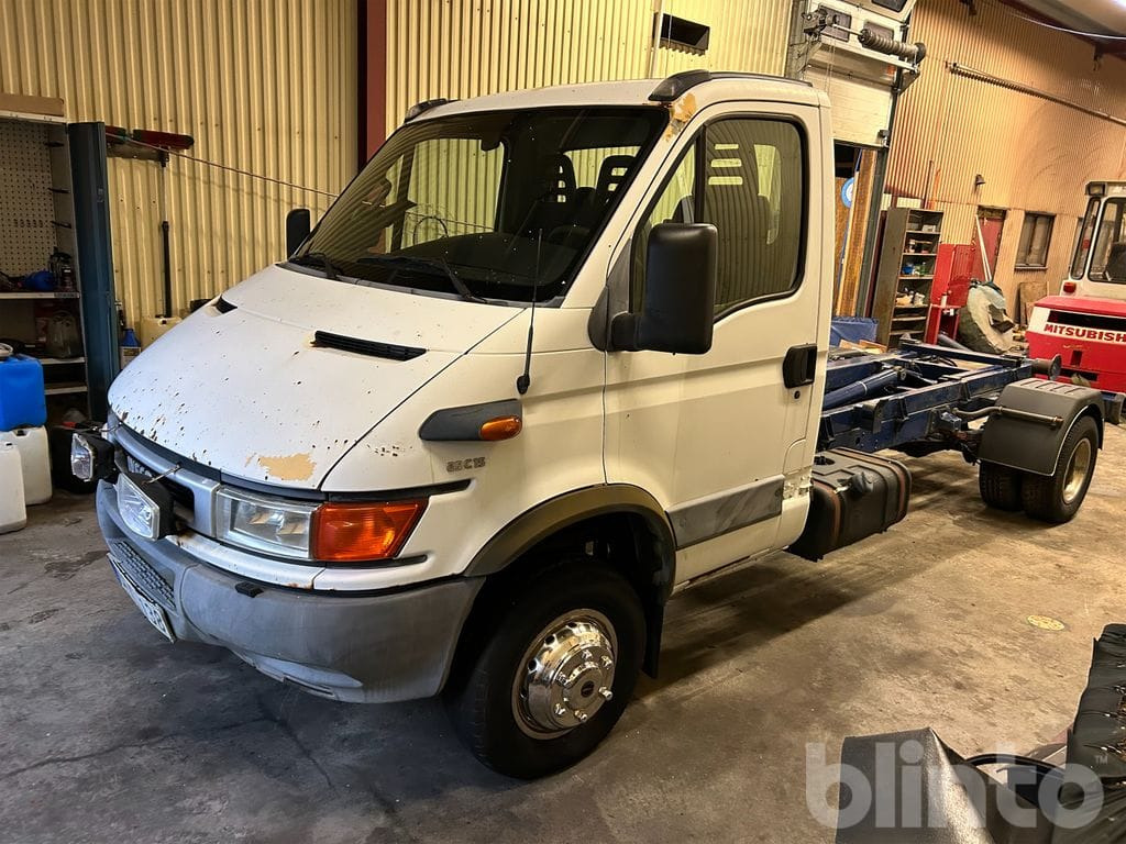 IVECO 65C15 - Hook lift truck: picture 1 IVECO 65C15 - Hook lift truck: picture 1