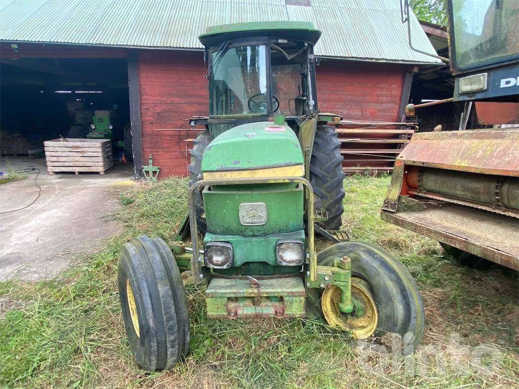 JOHN DEERE 3040 HILO - Farm tractor: picture 3 JOHN DEERE 3040 HILO - Farm tractor: picture 3