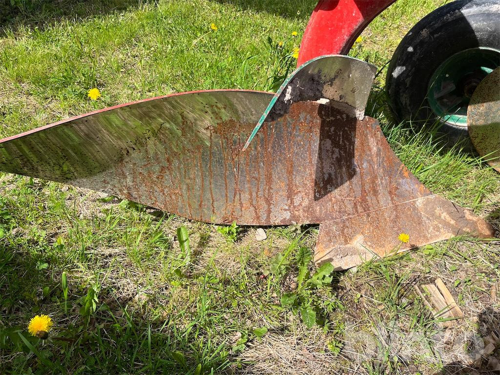 Plow Kverneland 3-skärig mod E8: picture 17
