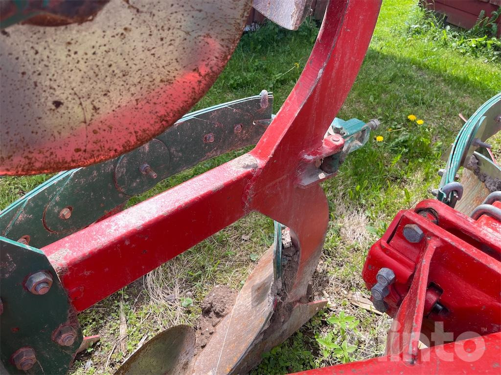 Plow Kverneland 3-skärig mod E8: picture 29