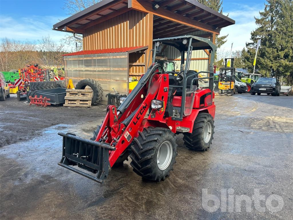 LGE06 (2022) - Compact loader: picture 1 LGE06 (2022) - Compact loader: picture 1