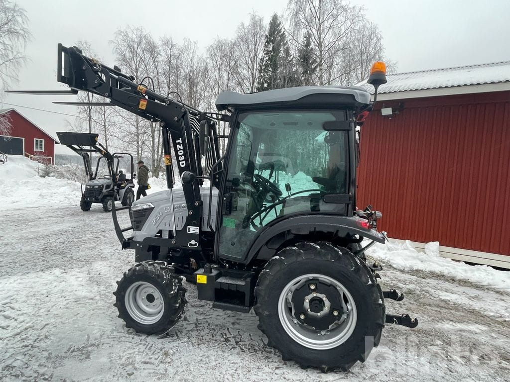 Landtrac 254 Cabin 4WD - Farm tractor: picture 4 Landtrac 254 Cabin 4WD - Farm tractor: picture 4