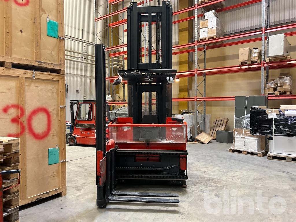 Linde Kombi - 4-way reach truck: picture 2 Linde Kombi - 4-way reach truck: picture 2