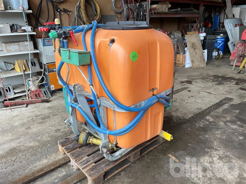 Lochmann BP 800 - Tractor mounted sprayer: picture 3 Lochmann BP 800 - Tractor mounted sprayer: picture 3