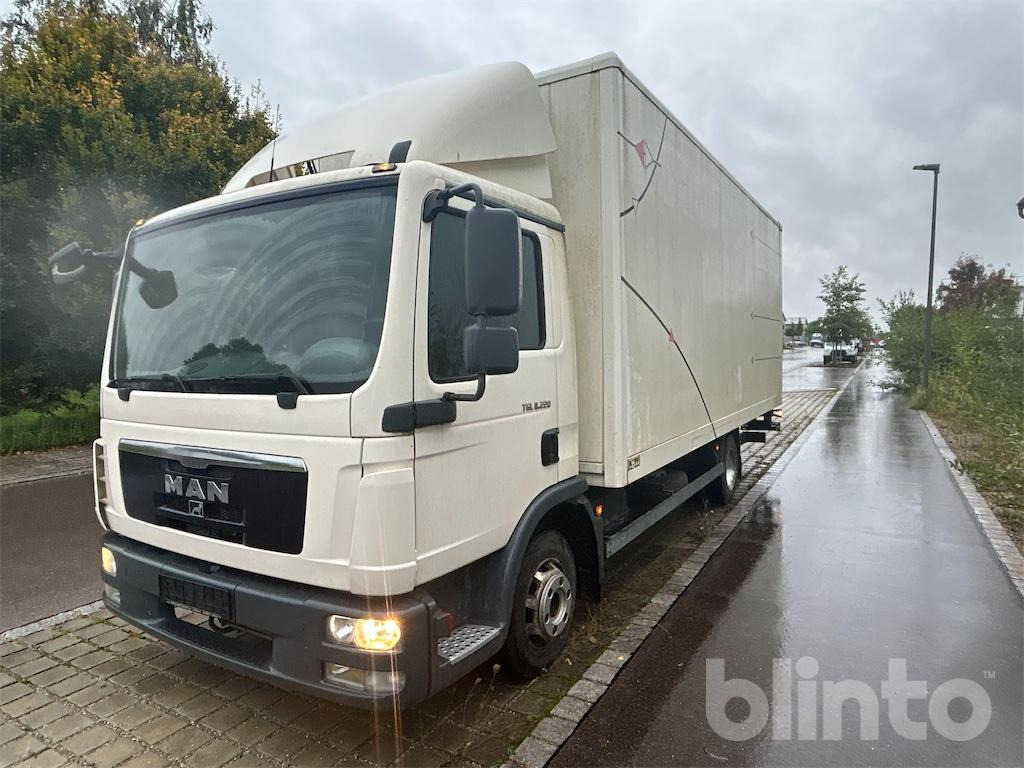 MAN TGL 8.220 4x2 BL (2011) - Box truck: picture 1 MAN TGL 8.220 4x2 BL (2011) - Box truck: picture 1