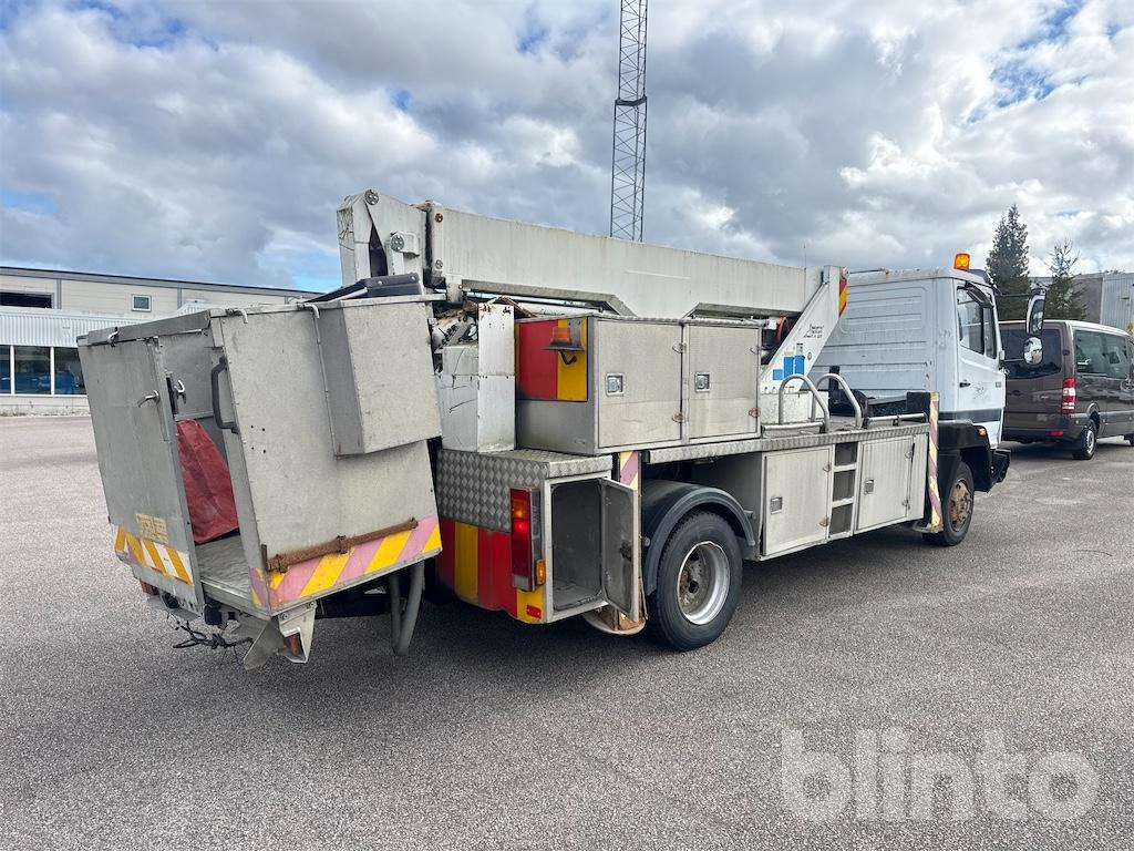 MERCEDES BENZ 817 - Truck mounted aerial platform: picture 5 MERCEDES BENZ 817 - Truck mounted aerial platform: picture 5