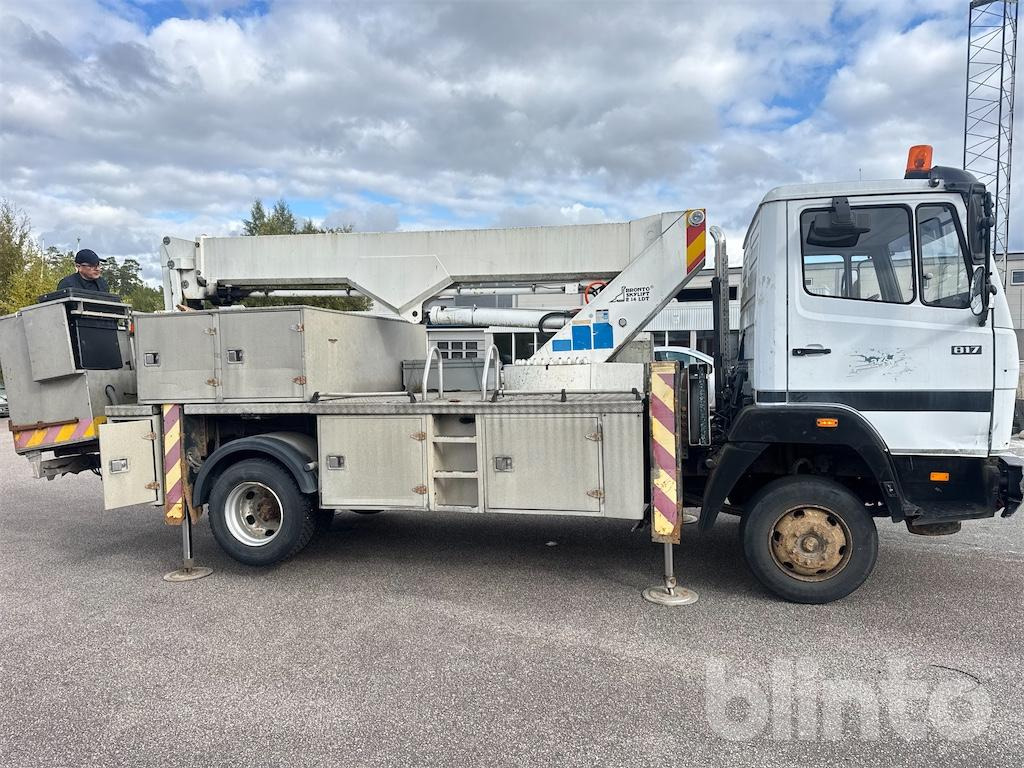 MERCEDES BENZ 817 - Truck mounted aerial platform: picture 4 MERCEDES BENZ 817 - Truck mounted aerial platform: picture 4
