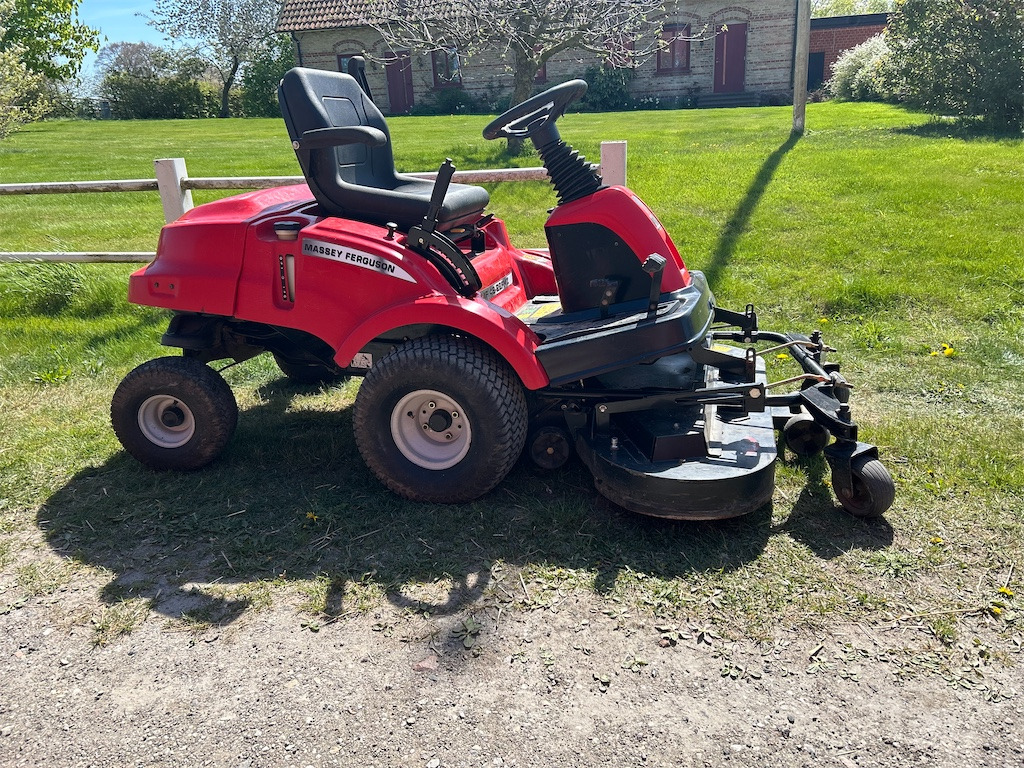 Massey Fergusson - Garden mower: picture 2 Massey Fergusson - Garden mower: picture 2