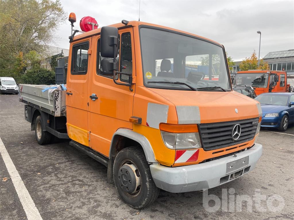 Mercedes Benz Vario 614 D - Open body delivery van, Combi van: picture 2 Mercedes Benz Vario 614 D - Open body delivery van, Combi van: picture 2