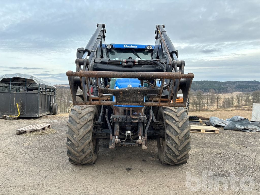 NEW HOLLAND T6.140 - Farm tractor: picture 2 NEW HOLLAND T6.140 - Farm tractor: picture 2