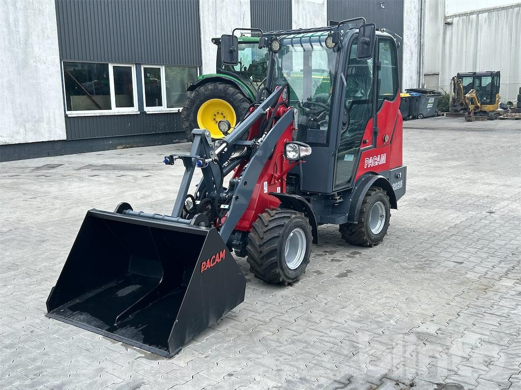 Pacam 2025 (2023) - Compact loader: picture 1 Pacam 2025 (2023) - Compact loader: picture 1