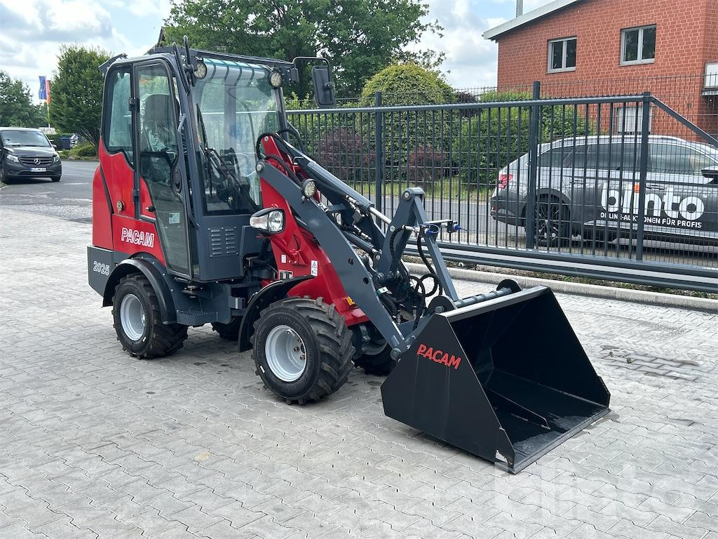Pacam 2025 (2023) - Compact loader: picture 2 Pacam 2025 (2023) - Compact loader: picture 2