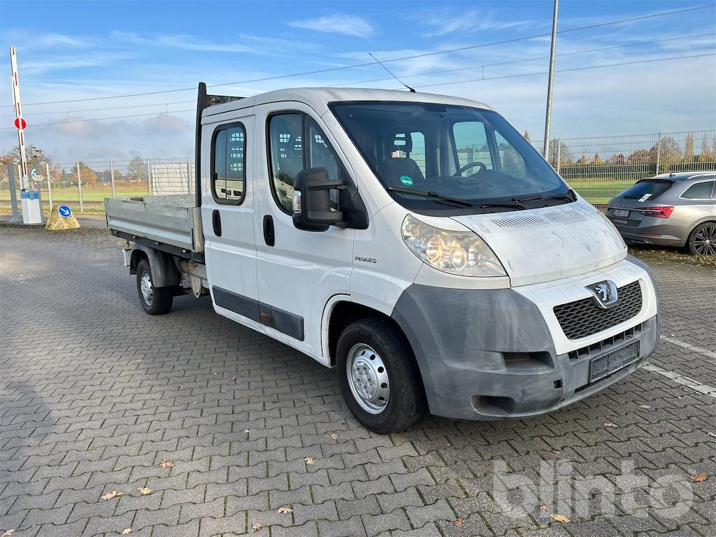 Peugeot Boxer (EZ: 2009) - Open body delivery van, Combi van: picture 2 Peugeot Boxer (EZ: 2009) - Open body delivery van, Combi van: picture 2