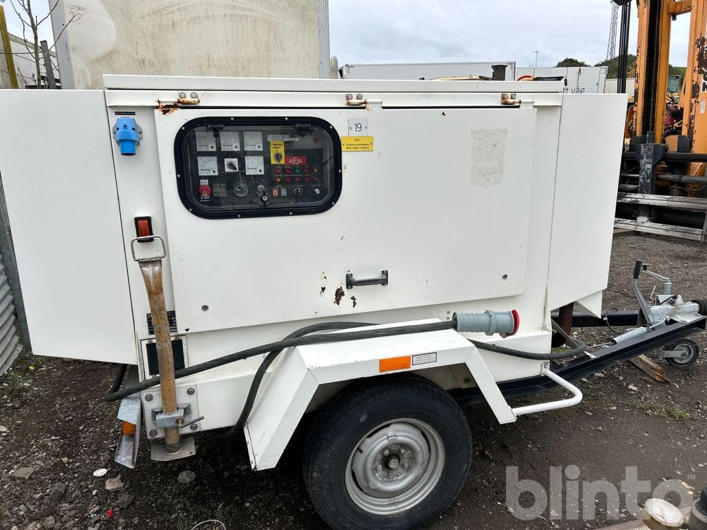 S.D.M.O DGMLF4 - Generator set: picture 4 S.D.M.O DGMLF4 - Generator set: picture 4