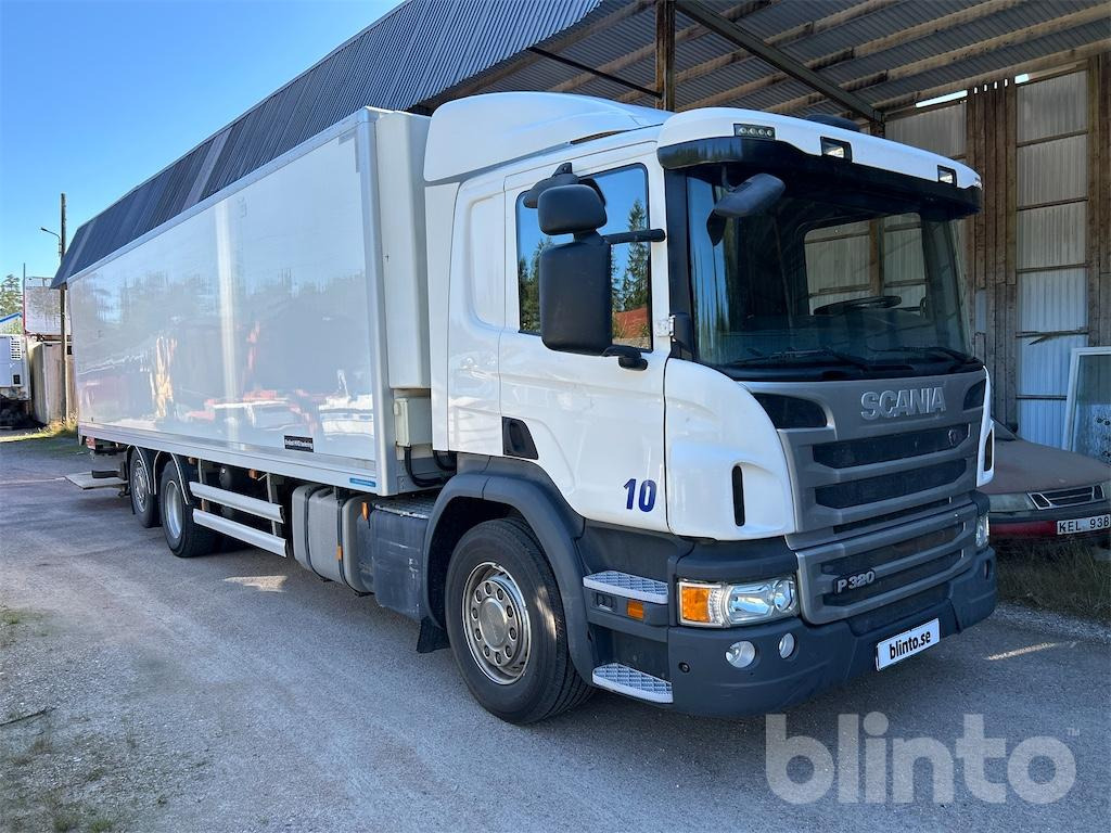 SCANIA P320LB6X2*4MNB - Refrigerator truck: picture 1 SCANIA P320LB6X2*4MNB - Refrigerator truck: picture 1
