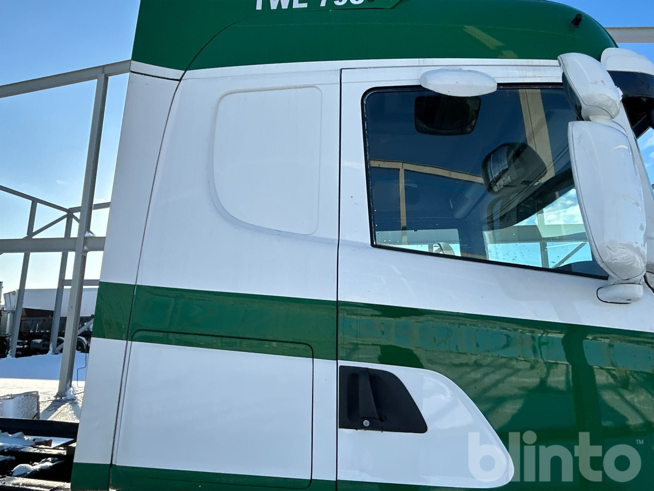 Cab chassis truck SCANIA R400LB6X2*4MNB: picture 26 Cab chassis truck SCANIA R400LB6X2*4MNB: picture 26