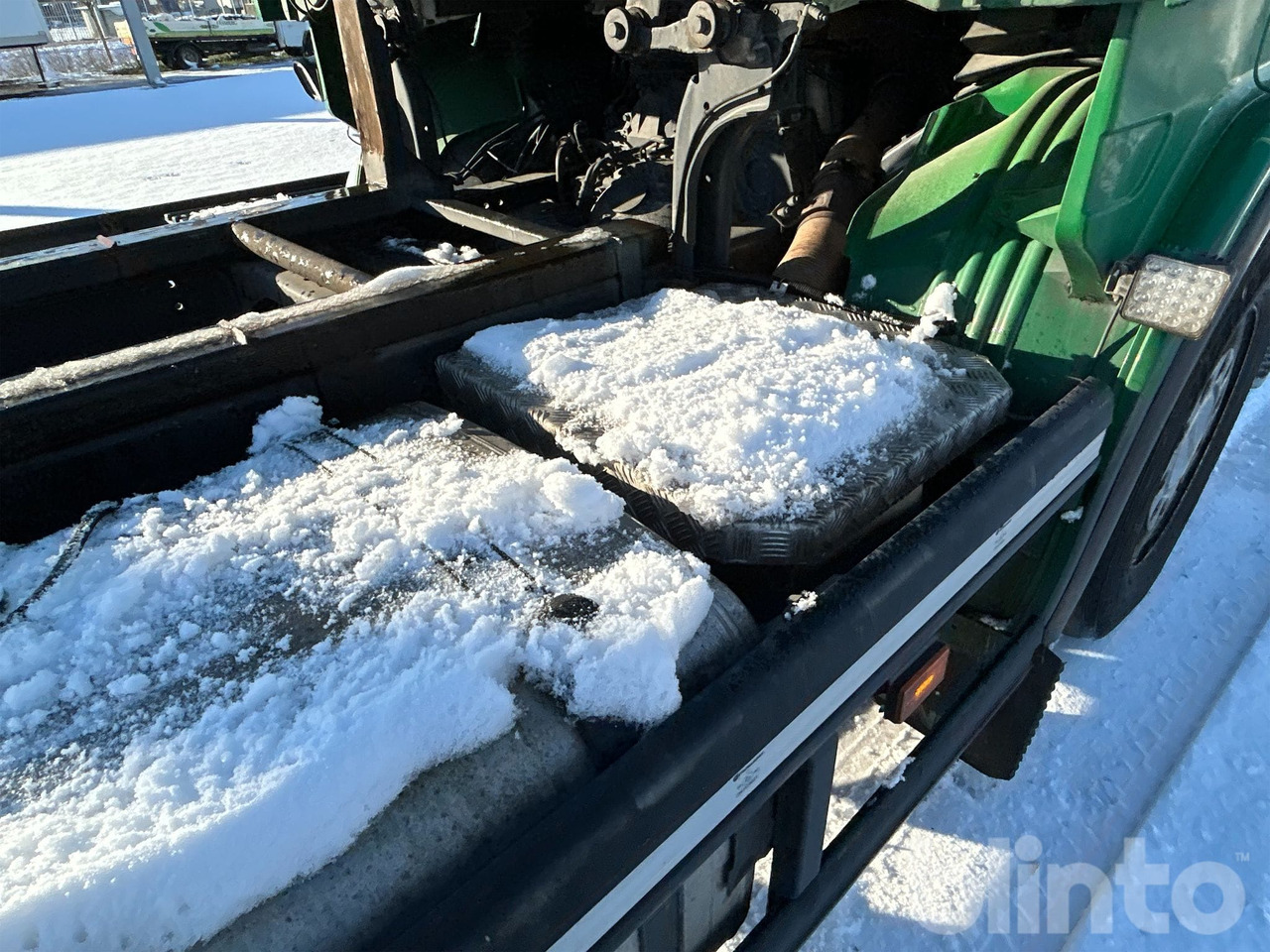 Cab chassis truck SCANIA R400LB6X2*4MNB: picture 34 Cab chassis truck SCANIA R400LB6X2*4MNB: picture 34