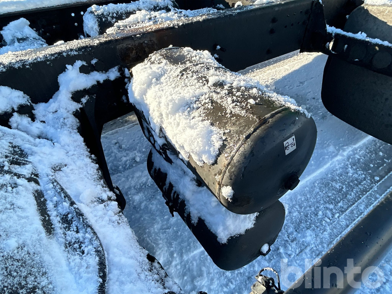 Cab chassis truck SCANIA R400LB6X2*4MNB: picture 37 Cab chassis truck SCANIA R400LB6X2*4MNB: picture 37