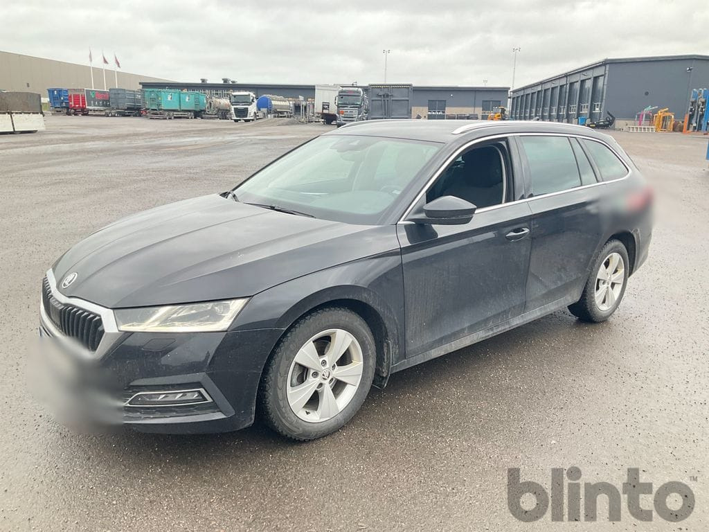 SKODA - Car: picture 4 SKODA - Car: picture 4