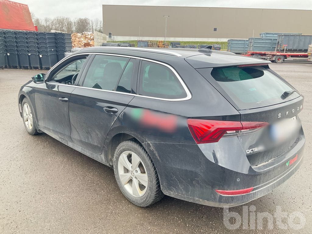 SKODA - Car: picture 2 SKODA - Car: picture 2