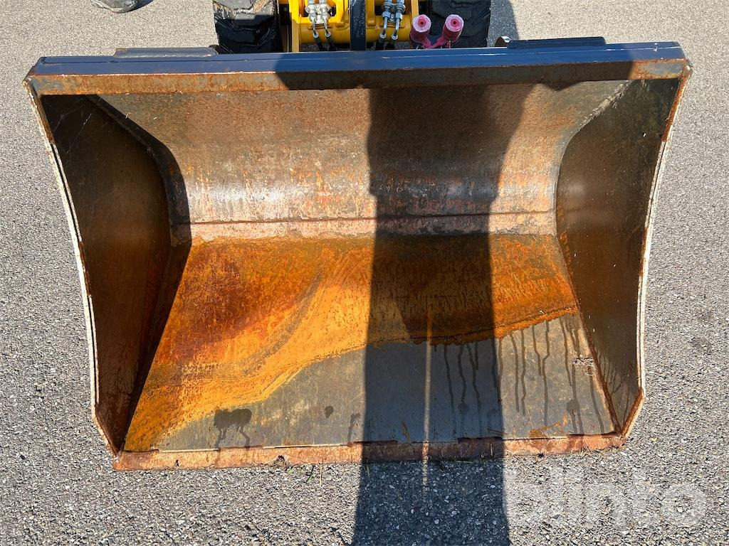 Compact loader Schäffer SLT 2428 (2022): picture 11