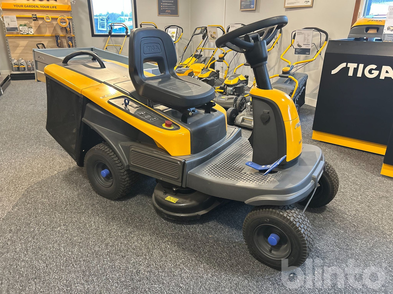 Stiga - Garden mower: picture 1 Stiga - Garden mower: picture 1