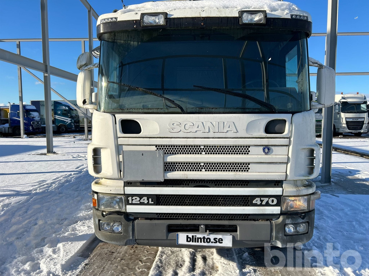 SCANIA P124LA4X2LA360 - Tractor unit: picture 2 SCANIA P124LA4X2LA360 - Tractor unit: picture 2