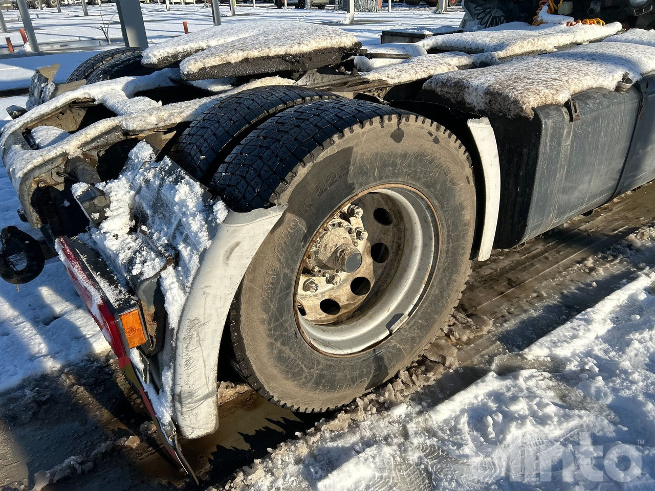 SCANIA P124LA4X2LA360 - Tractor unit: picture 5 SCANIA P124LA4X2LA360 - Tractor unit: picture 5