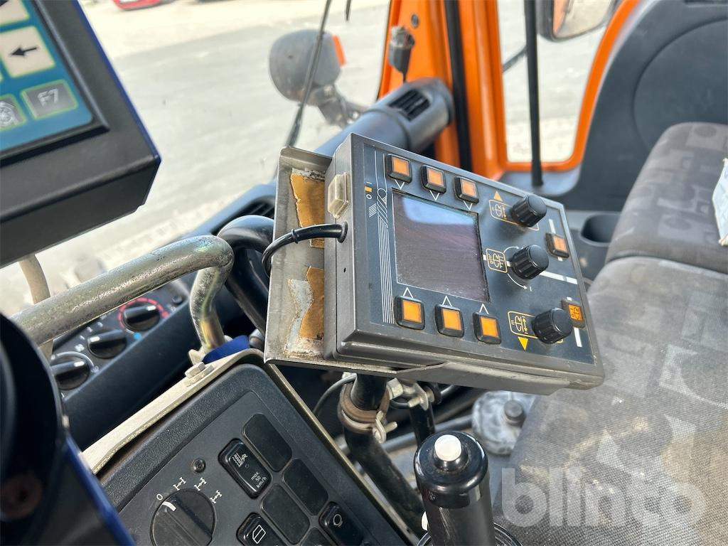 Truck Unimog U 300 mit MULAG Ausleger 2010: picture 35