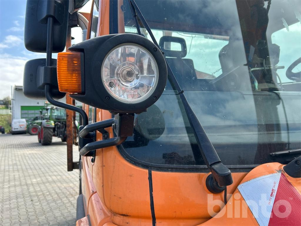 Truck Unimog U 300 mit MULAG Ausleger 2010: picture 33