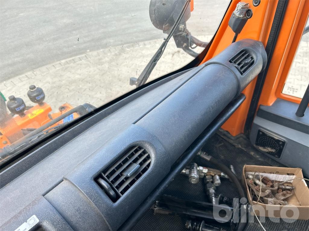 Truck Unimog U 300 mit MULAG Ausleger 2010: picture 46