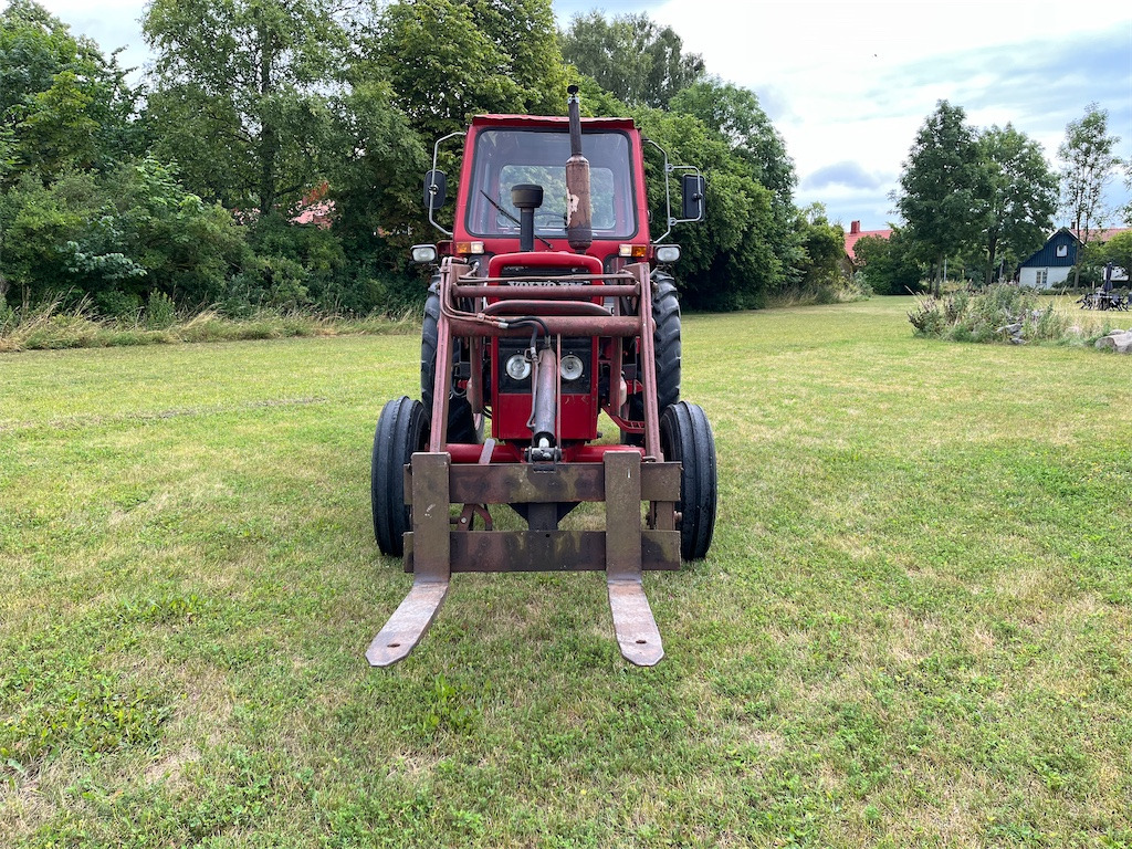 VOLVO-BM T 650 - Farm tractor: picture 3 VOLVO-BM T 650 - Farm tractor: picture 3